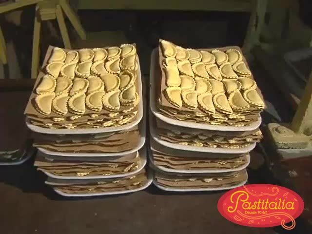 Penne de colores artesanales